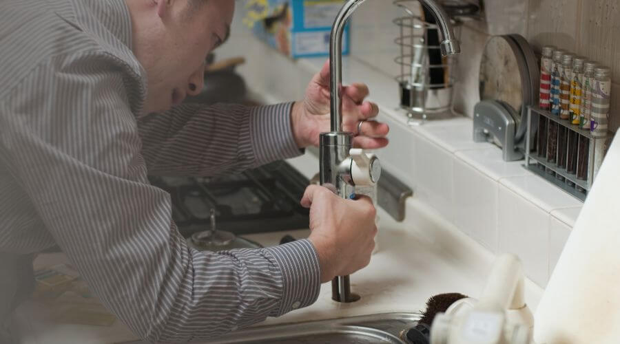 Expert burst pipe repair services in Tannersville, VA